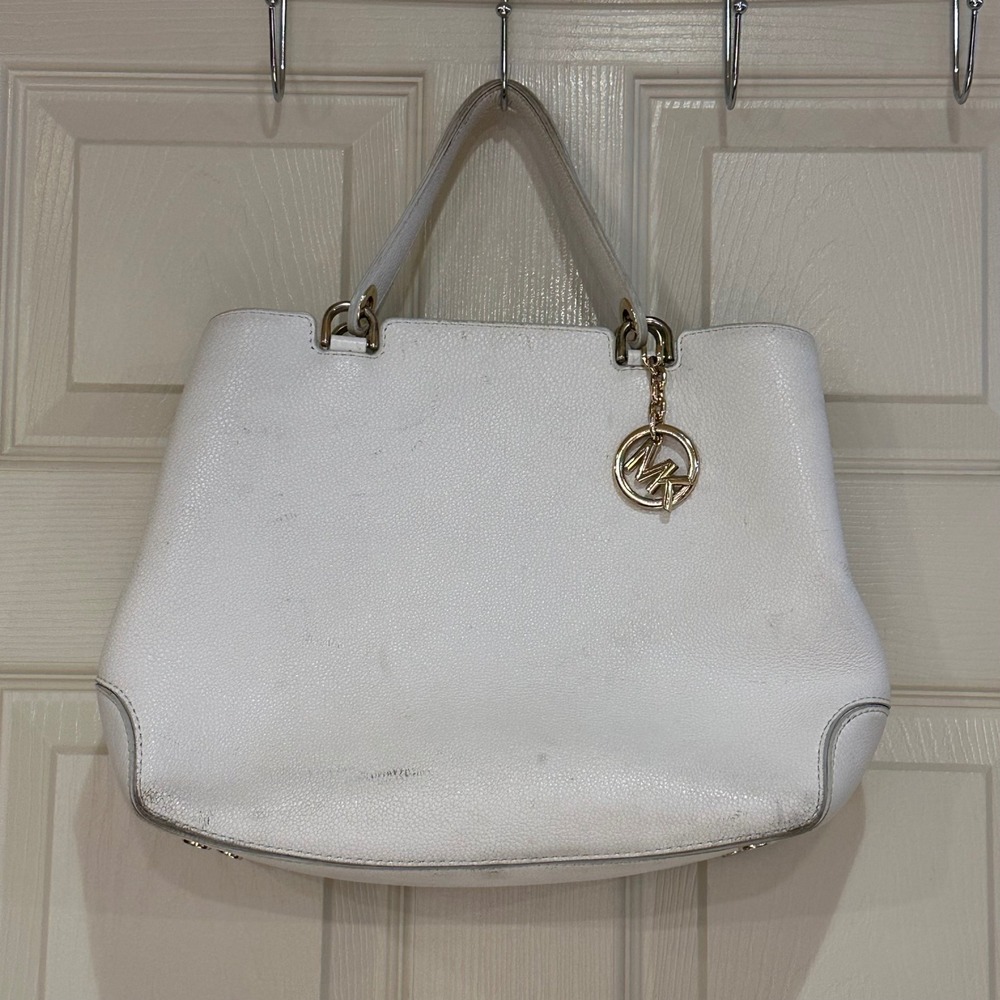 Michael Kors White Pebbled Leather Satchel missing strap